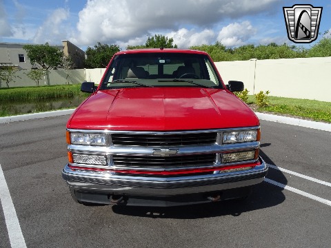 1997 Chevrolet Tahoe image 13
