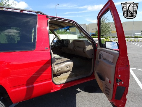 1997 Chevrolet Tahoe image 66