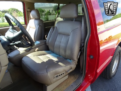 1997 Chevrolet Tahoe image 68