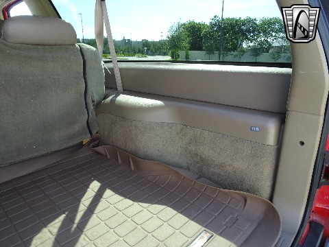 1997 Chevrolet Tahoe image 96