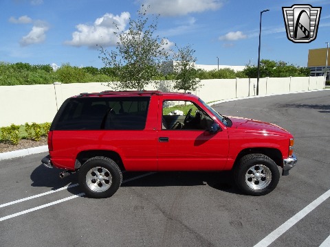 1997 Chevrolet Tahoe image 19