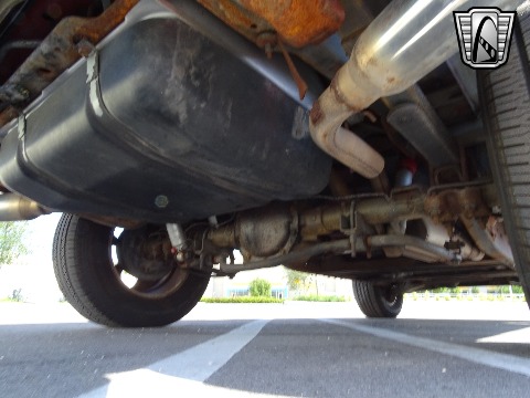 1997 Chevrolet Tahoe image 148