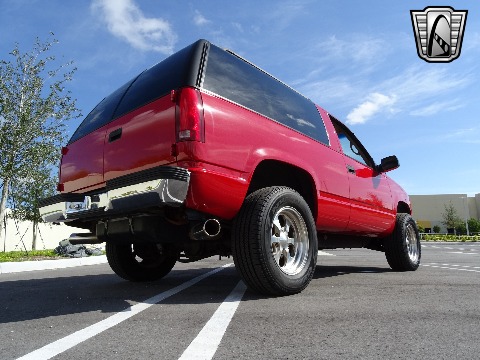 1997 Chevrolet Tahoe image 20