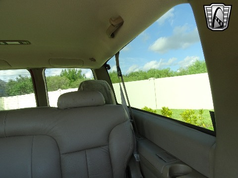 1997 Chevrolet Tahoe image 72