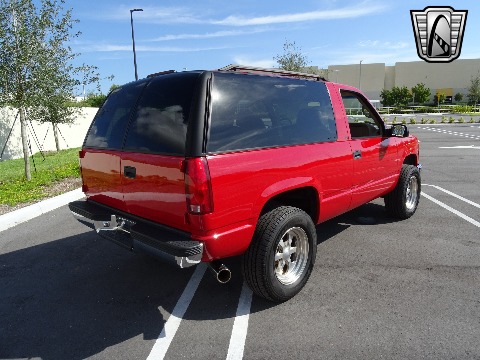 1997 Chevrolet Tahoe image 21