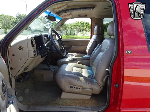 1997 Chevrolet Tahoe image 48