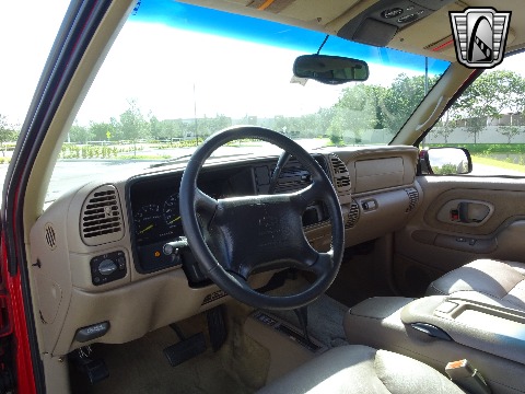 1997 Chevrolet Tahoe image 49