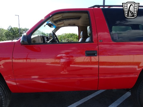 1997 Chevrolet Tahoe image 102