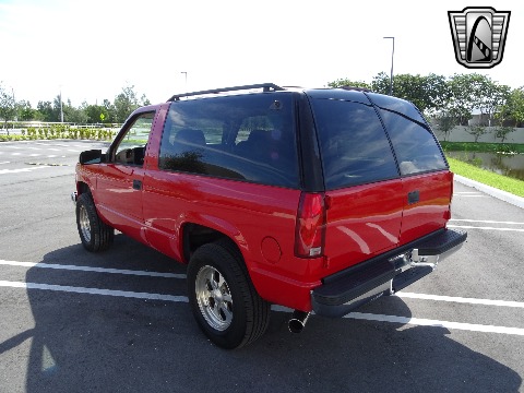 1997 Chevrolet Tahoe image 27