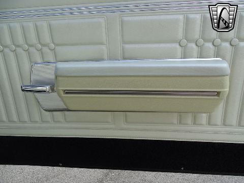 1968 Chevrolet Impala image 71