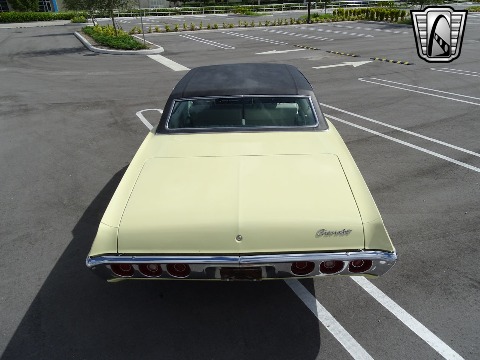 1968 Chevrolet Impala image 25