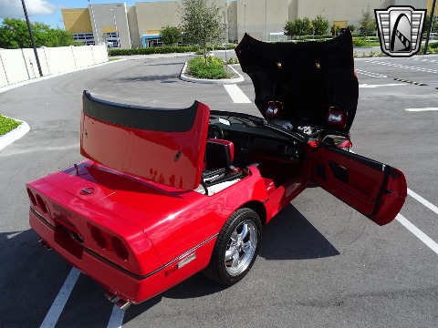 1989 Chevrolet Corvette image 34