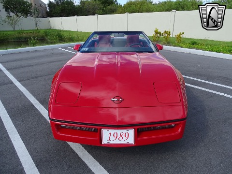 1989 Chevrolet Corvette image 12
