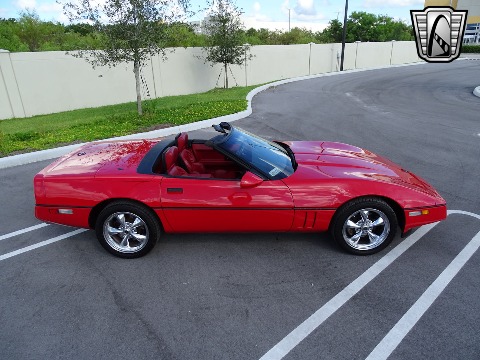 1989 Chevrolet Corvette image 19