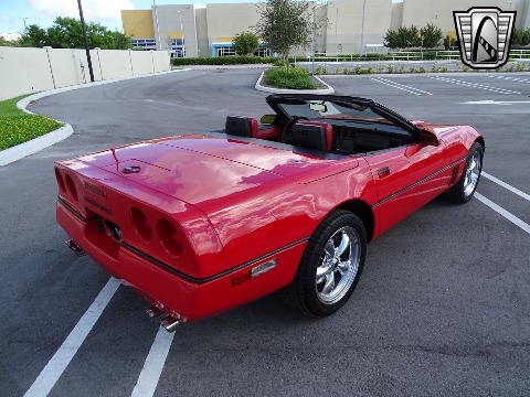 1989 Chevrolet Corvette image 21