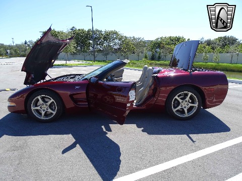 2003 Chevrolet Corvette image 31