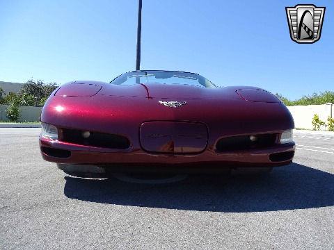 2003 Chevrolet Corvette image 6