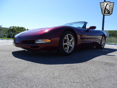 2003 Chevrolet Corvette image 9