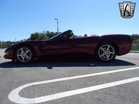 2003 Chevrolet Corvette image 11