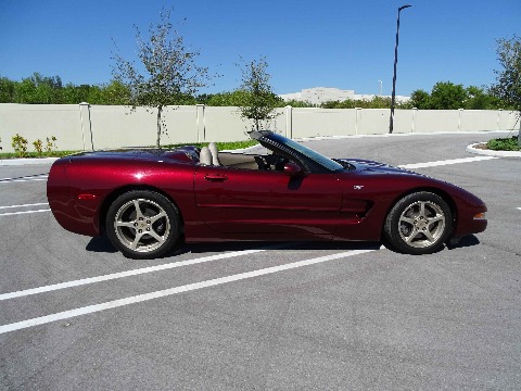 2003 Chevrolet Corvette image 24