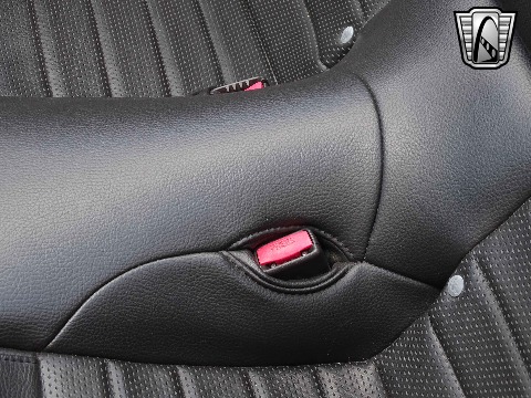 2006 Ford Mustang image 85