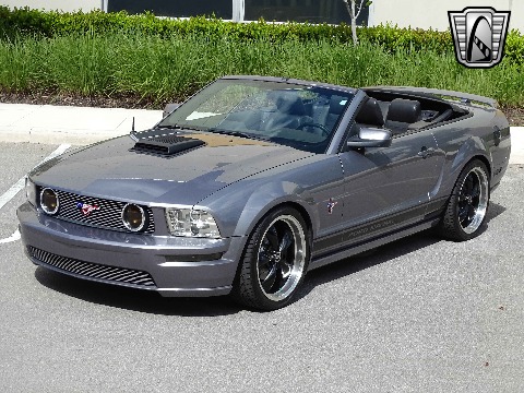 2006 Ford Mustang image 8