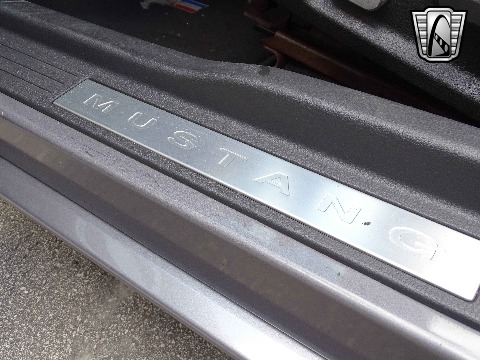 2006 Ford Mustang image 60