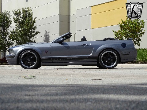 2006 Ford Mustang image 9