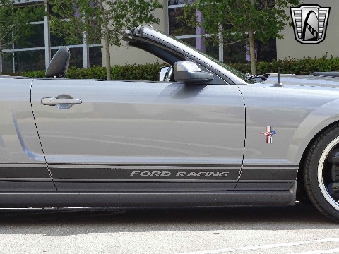 2006 Ford Mustang image 35