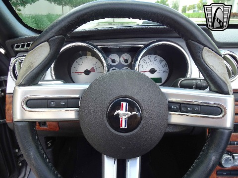 2006 Ford Mustang image 62