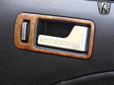 2006 Ford Mustang image 90