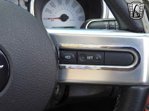 2006 Ford Mustang image 65