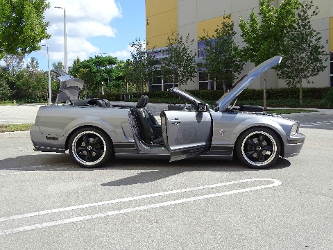 2006 Ford Mustang image 43