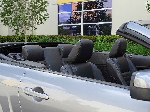 2006 Ford Mustang image 95