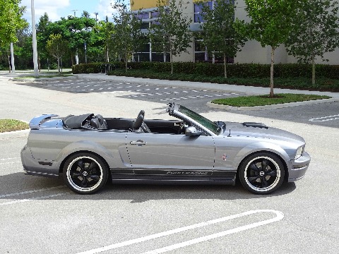 2006 Ford Mustang image 23