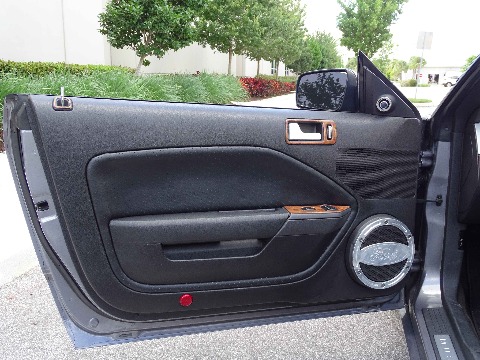 2006 Ford Mustang image 54