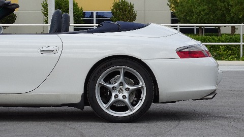 2003 Porsche 911 image 31