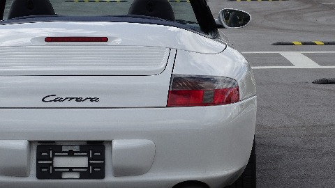 2003 Porsche 911 image 33