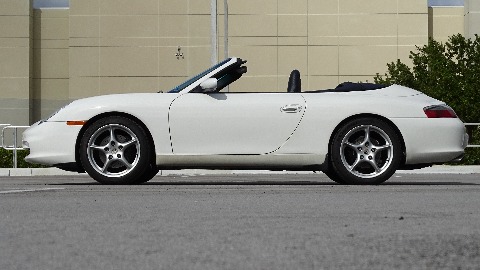 2003 Porsche 911 image 9