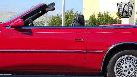 1990 Chrysler Maserati image 30