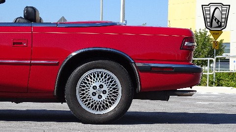 1990 Chrysler Maserati image 31