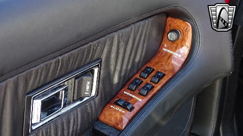 1990 Chrysler Maserati image 58