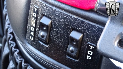 1990 Chrysler Maserati image 85