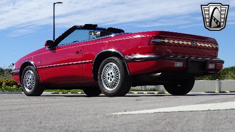 1990 Chrysler Maserati image 12