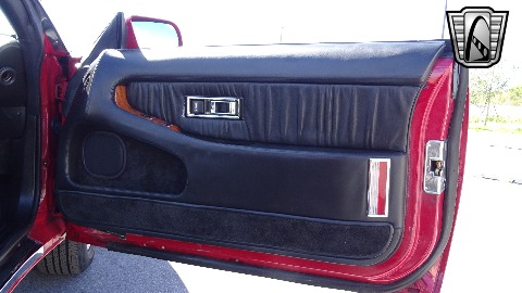 1990 Chrysler Maserati image 90