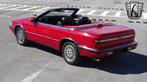 1990 Chrysler Maserati image 14