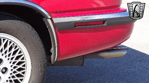 1990 Chrysler Maserati image 122