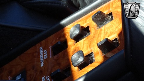 1990 Chrysler Maserati image 75