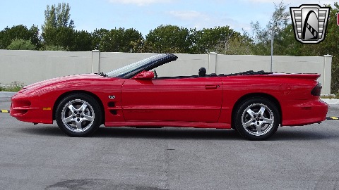 2002 Pontiac Trans Am image 9