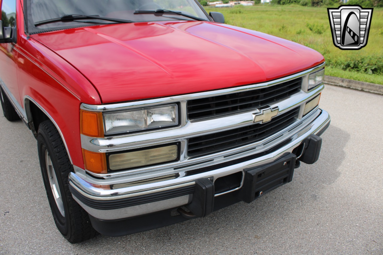 1995 Chevrolet Tahoe 12